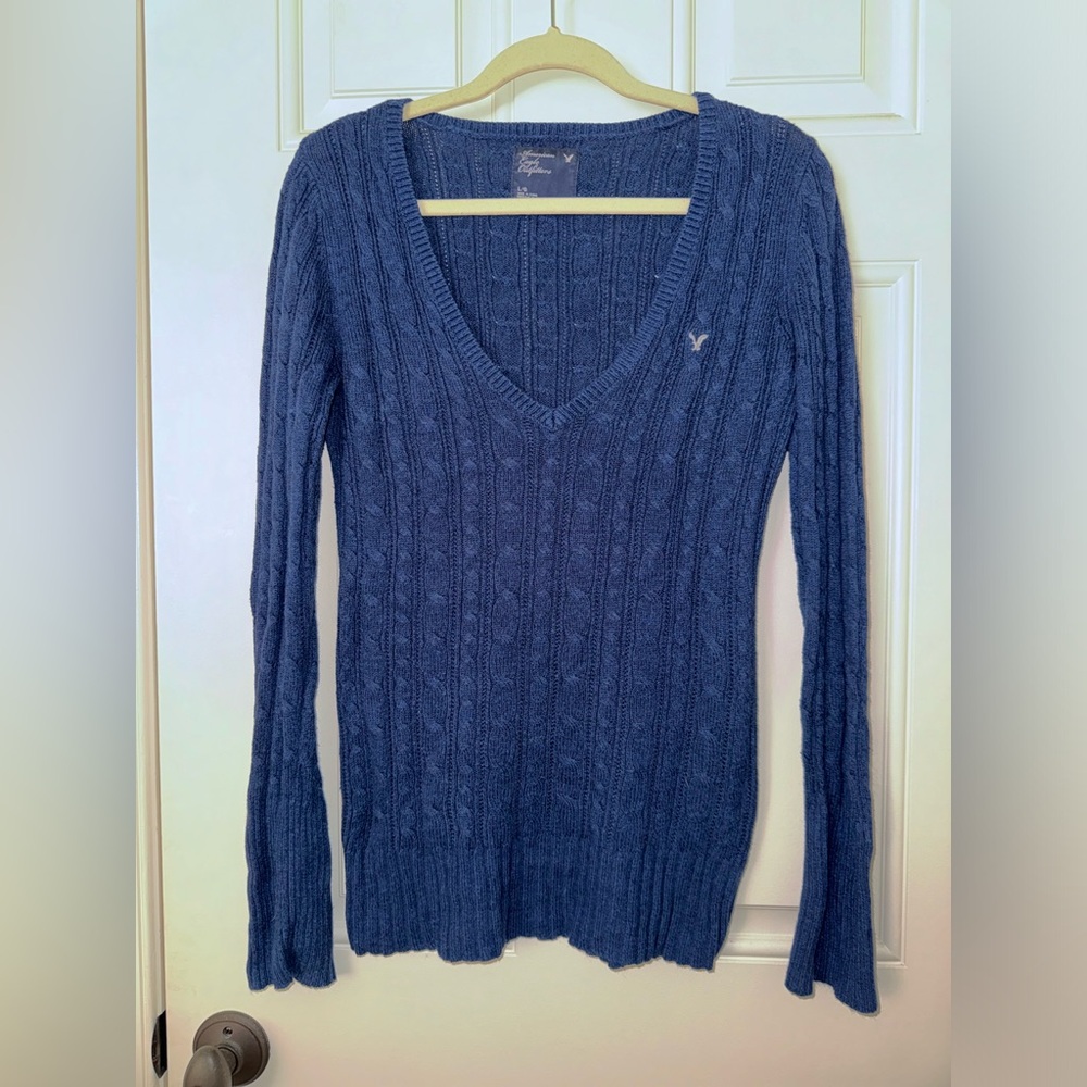 American Eagle Sweater
